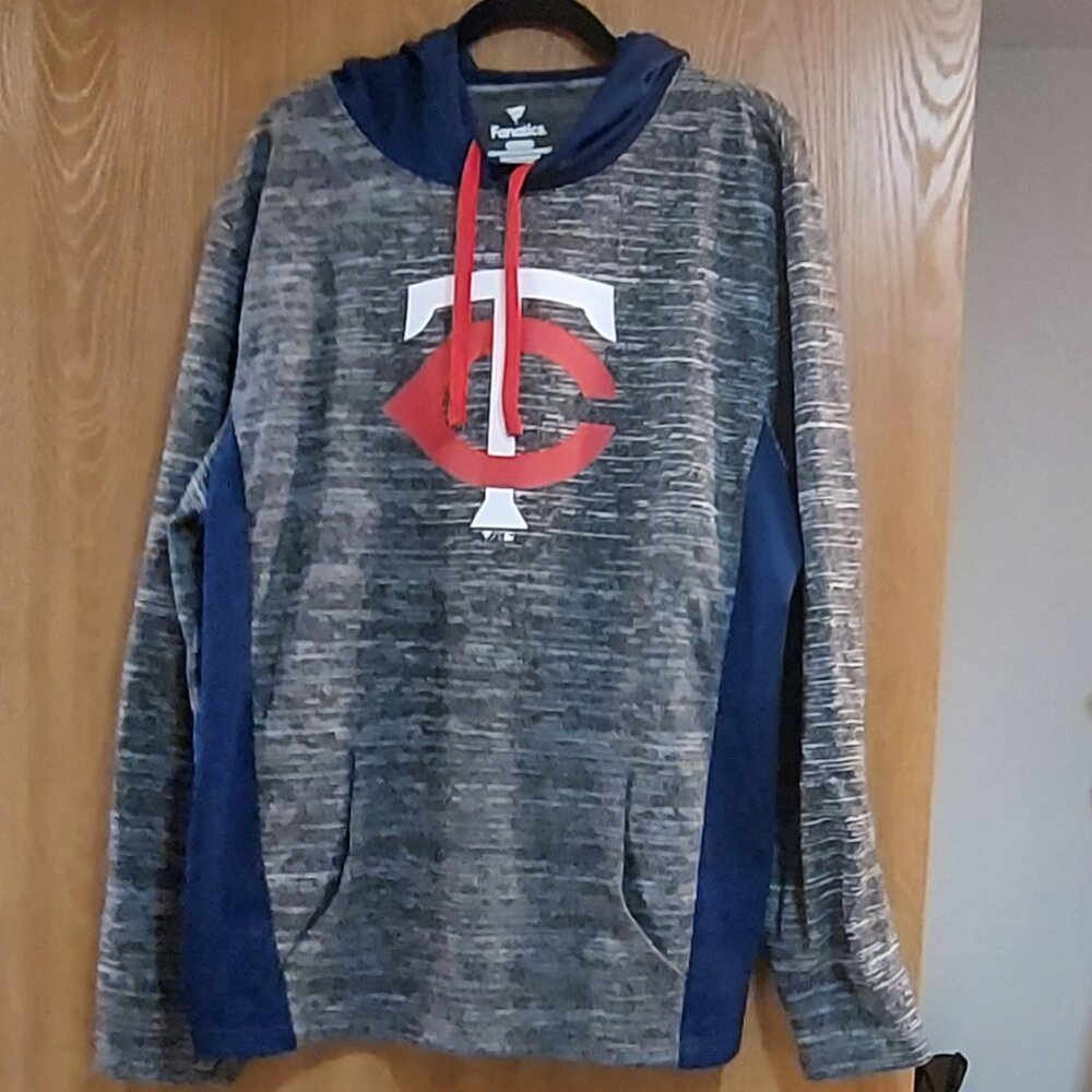 Minnesota Twins Fanatics instant Replay Colorblock Pullover Hoodie
